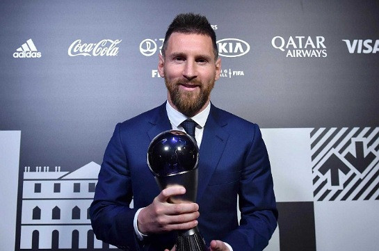 ФИФА отменила церемонию вручения наград