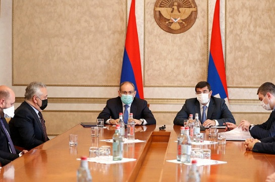 Никол Пашинян и Араик Арутюнян обсудили с представителями банковской системы вопросы расширения сотрудничества и стимуляции экономики