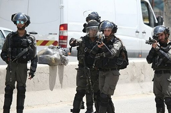 Իսրայելցի զինվորականները կրակ են բացել իրենց վրա հարձակված երկու պաղեստինցու ուղղությամբ
