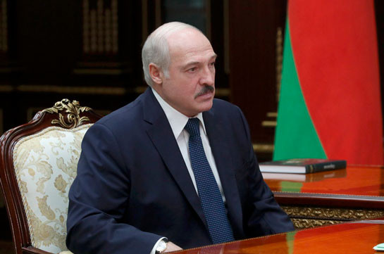 Лукашенко заявил, что в Белоруссии нет своих Пашинянов и Зеленских