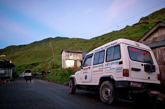 В ДТП с автобусом и грузовиком в Непале погибли 12 человек