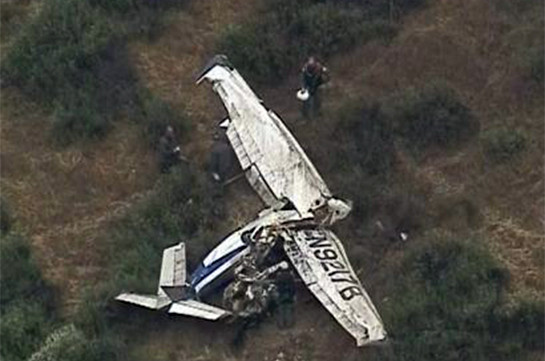 В Калифорнии три человека погибли при крушении самолета
