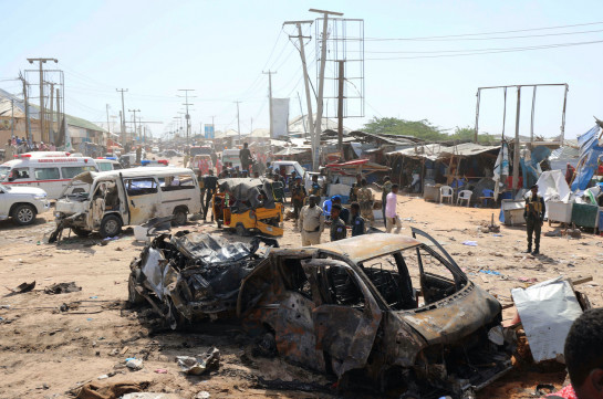 При взрыве возле порта столицы Сомали пострадали семь человек
