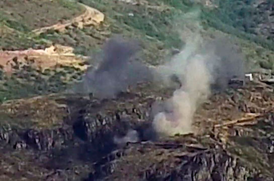 Минобороны Армении опубликовало кадры уничтожения боевых позиций ВС Азербайджана