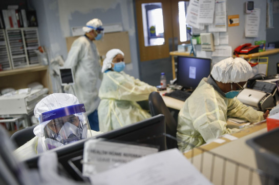 В США выявили почти 55 тысяч новых случаев коронавируса за сутки