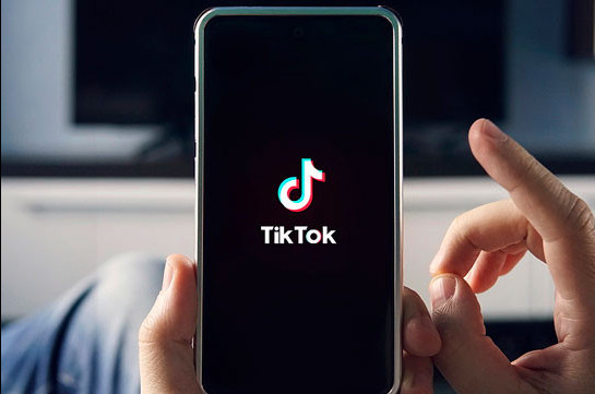 Microsoft to continue talks to buy TikTok's US operations