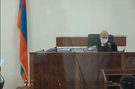 Анна Данибекян отложила рассмотрение ходатайств о снятии ареста с имущества Роберта Кочаряна и Армена Геворкяна