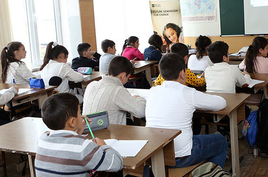 В Армении с 15 сентября возобновятся занятия в школах