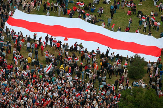 В Беларуси начинают подготовку к референдуму об изменениях в Конституцию