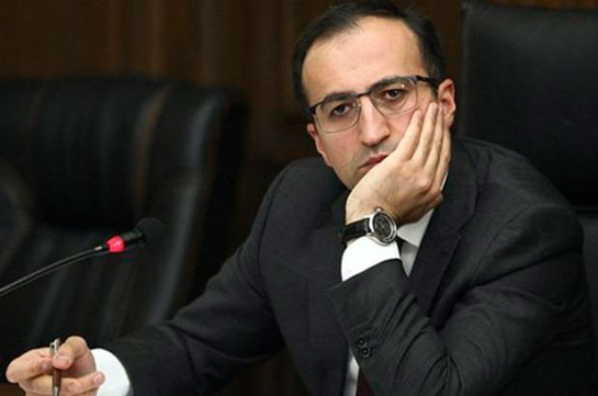 Health minister closes his official Facebook page, ministry spokesperson refuses to comment on resignation news