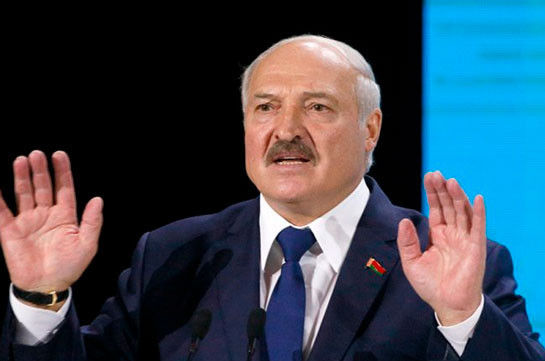 Лукашенко потребовал увольнять учителей за поддержку протестов