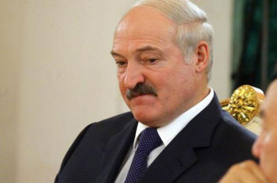 Лукашенко высказался об идее вернуть Конституцию 1994 года