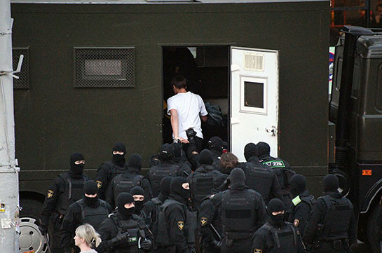 МВД Белоруссии подтвердило стрельбу в Минске и назвало число задержанных