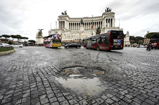 В Риме сотрудники общественного транспорта проводят 24-часовую забастовку
