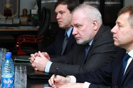 OSCE Minsk Group co-chairs urge NK conflict parties cease hostilities and resume negotiations