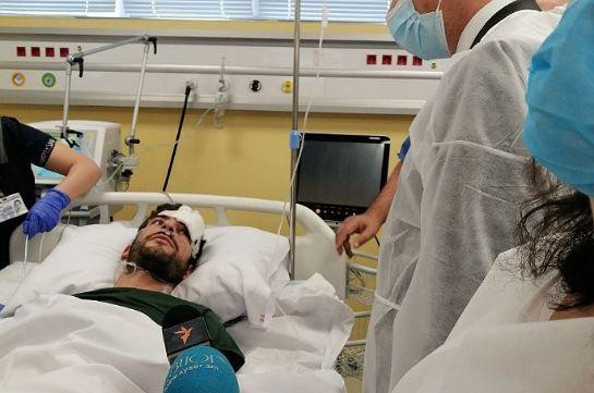 French Le Monde journalists wounded in Artsakh transported to Yerevan Erebuni Medical Center (photos, video)