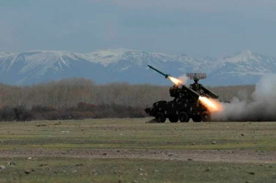 Силы ПВО Карабаха уничтожили еще пять самолетов и три вертолета ВС Азербайджана