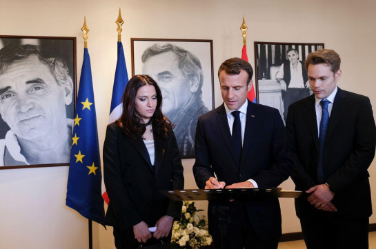 Николя Азнавур обратился к президенту Франции с просьбой признать независимость Нагорного Карабаха