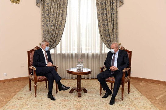 Вице-премьер Мгер Григорян встретился с послом России Сергеем Копыркиным