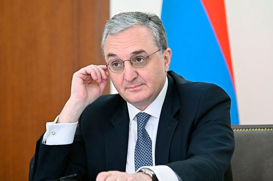 Глава МИД Армении прибыл в Москву на консультации по Карабаху