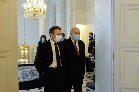 Президенты Армении и Франции встретились в Елисейском дворце, обсудили ситуацию в Карабахе