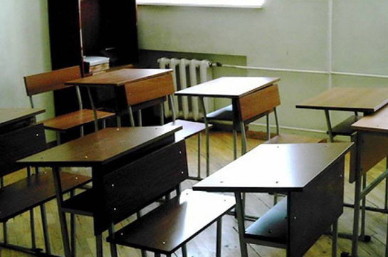 Каникулы в школах Армении продлены еще на две недели из-за коронавируса