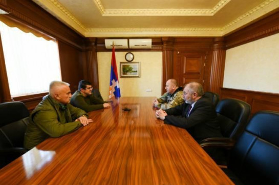 Artsakh President Arayik Harutyunyan received head of the Volunteers' Union of Crimea Armen Martoyan