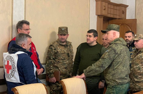 В Карабахе при координации российских миротворцев начат процесс обмена телами погибших военнослужащих