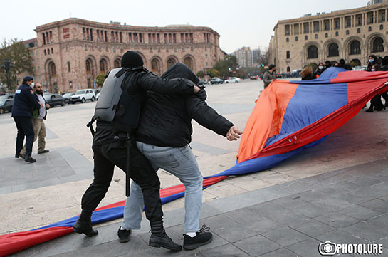 85 people in Yerevan and 8 in Gyumri apprehended for conducting peaceful action demanding PM’s resignation