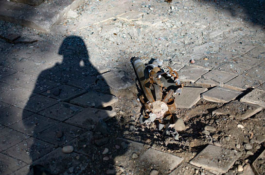 В Карабахе при подрыве мины ранен российский офицер