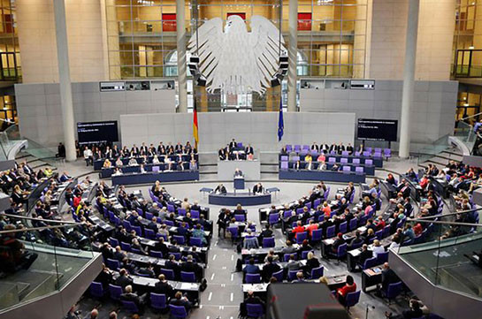 Бундестаг выступил за участие Германии в мирном урегулировании в Нагорном Карабахе