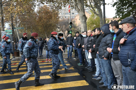 Actions of disobedience held in Armenia’s capital, traffic paralyzed (photos)