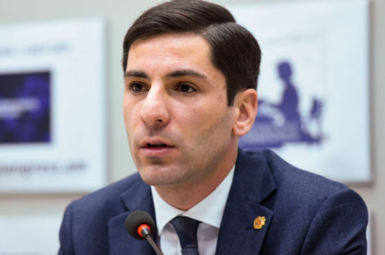 Гарик Саркисян подал в отставку с поста губернатора Араратской области