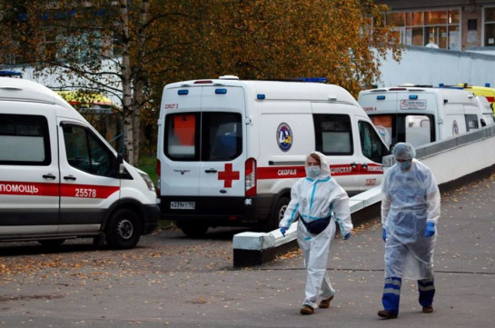 Russia reports record-high 613 daily coronavirus deaths