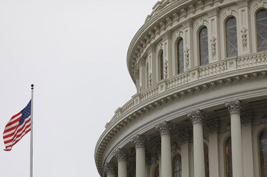 Конгресс США одобрил бюджет на 2021 финансовый год и пакет экономических мер