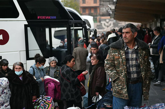 В Карабах за сутки вернулись из Армении ещё 378 беженцев