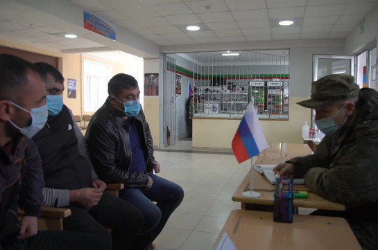 Более 2,3 тыс. человек обратилось за помощью в пункт приема граждан в Нагорном Карабахе