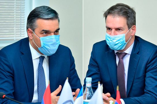 Գերիների անհապաղ վերադարձի հարցը և Ադրբեջանին հետ Հայաստանի սահմանների որոշման գործընթացի խնդիրները ՄԻՊ-ը ներկայացրել է ՀՀ-ում Ֆրանսիայի դեսպանին