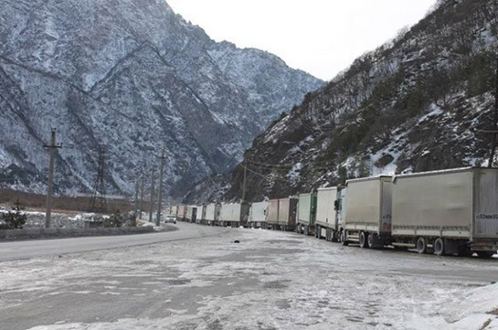 Ստեփանծմինդա-Լարս ավտոճանապարհը բաց է բոլոր տեսակի ավտոմեքենաների համար․ ռուսական կողմում կուտակված է 1000-ից ավելի բեռնատար
