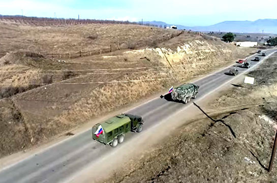 Марш российских миротворцев к месту развертывания центра по урегулированию конфликта в Карабахе (Видео)