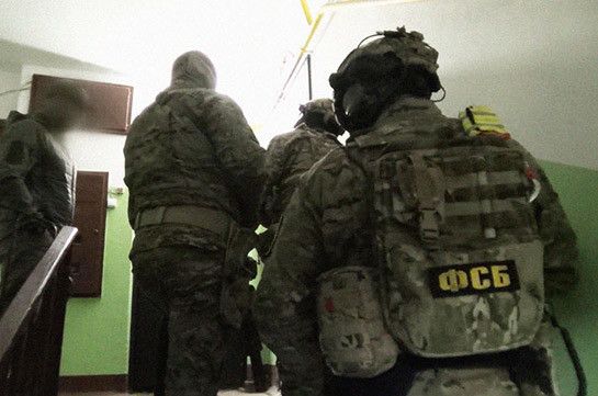 ФСБ раскрыла сборщиков средств для ИГ в Крыму и Татарстане