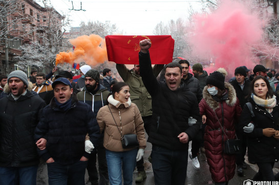 Քաղաքացիների անհնազանդության ակցիաները Երևանում (Լուսանկարներ)