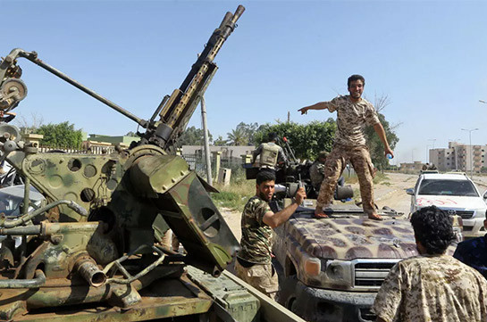 В Триполи произошли вооруженные столкновения между ополченцами
