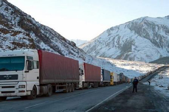 Լարսի ռուսական կողմում կա մոտ 600 կուտակված բեռնատար ավտոմեքենա. ԱԻՆ