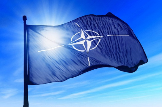 НАТО следит за ситуацией в Армении, призывает избегать эскалации