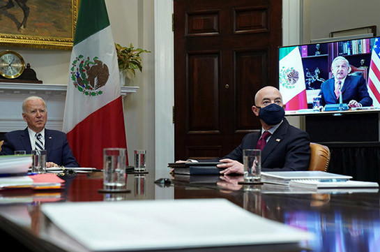 Байден и президент Мексики провели переговоры