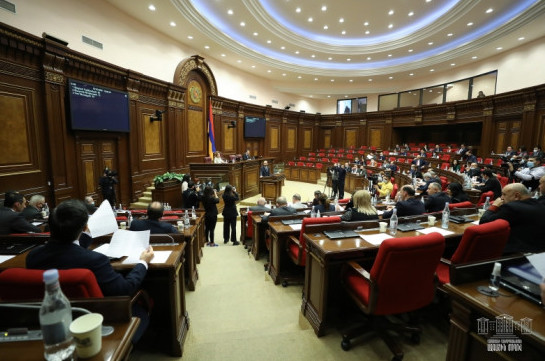 Armenia’s parliament unanimously adopts statement condemning Azerbaijan for impeding return of POWs and captives to Armenia