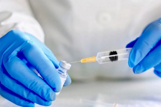 В Евросоюзе рассматривают экстренное одобрение COVID-вакцин