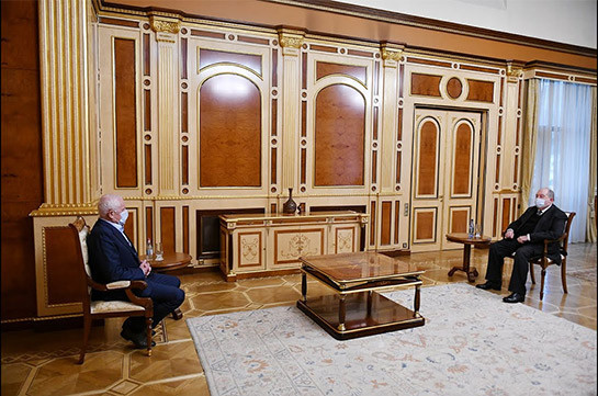 Ակադեմիկոս Գագիկ Ղազինյանը նախագահին է ներկայացրել իր կարծիքը Դատական օրենսգրքում ԱԺ ընդունած փոփոխությունների վերաբերյալ