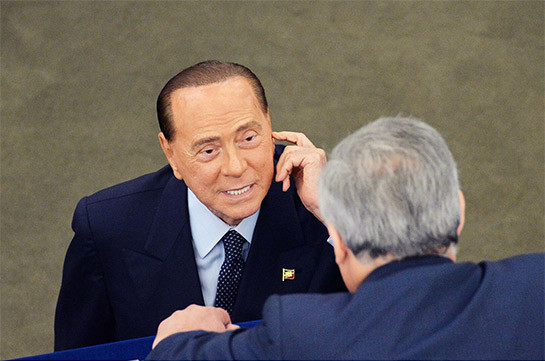 Итальянские СМИ сообщили о госпитализации Берлускони
